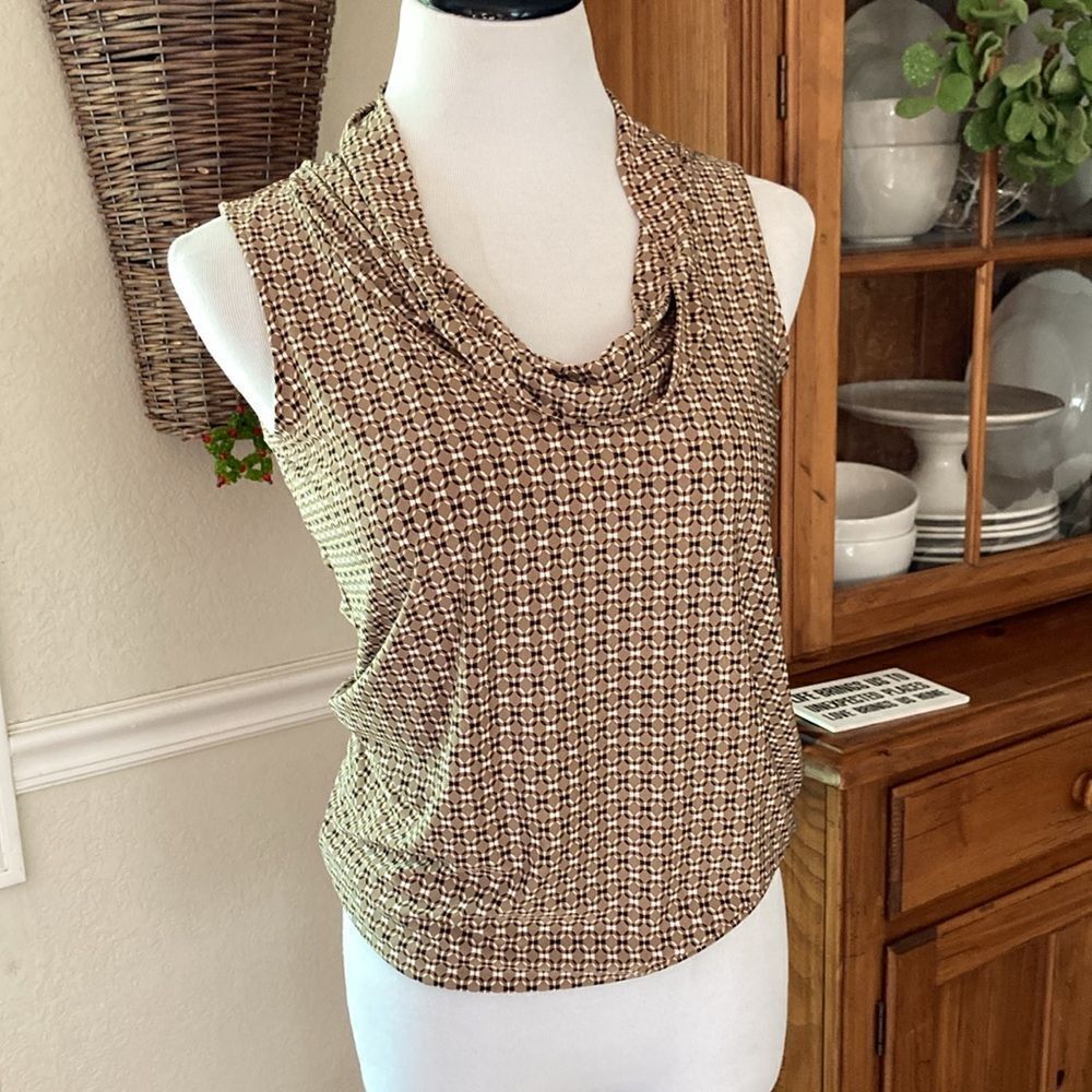The Limited Sleeveless Circle Pattern Top New With Tags Size S